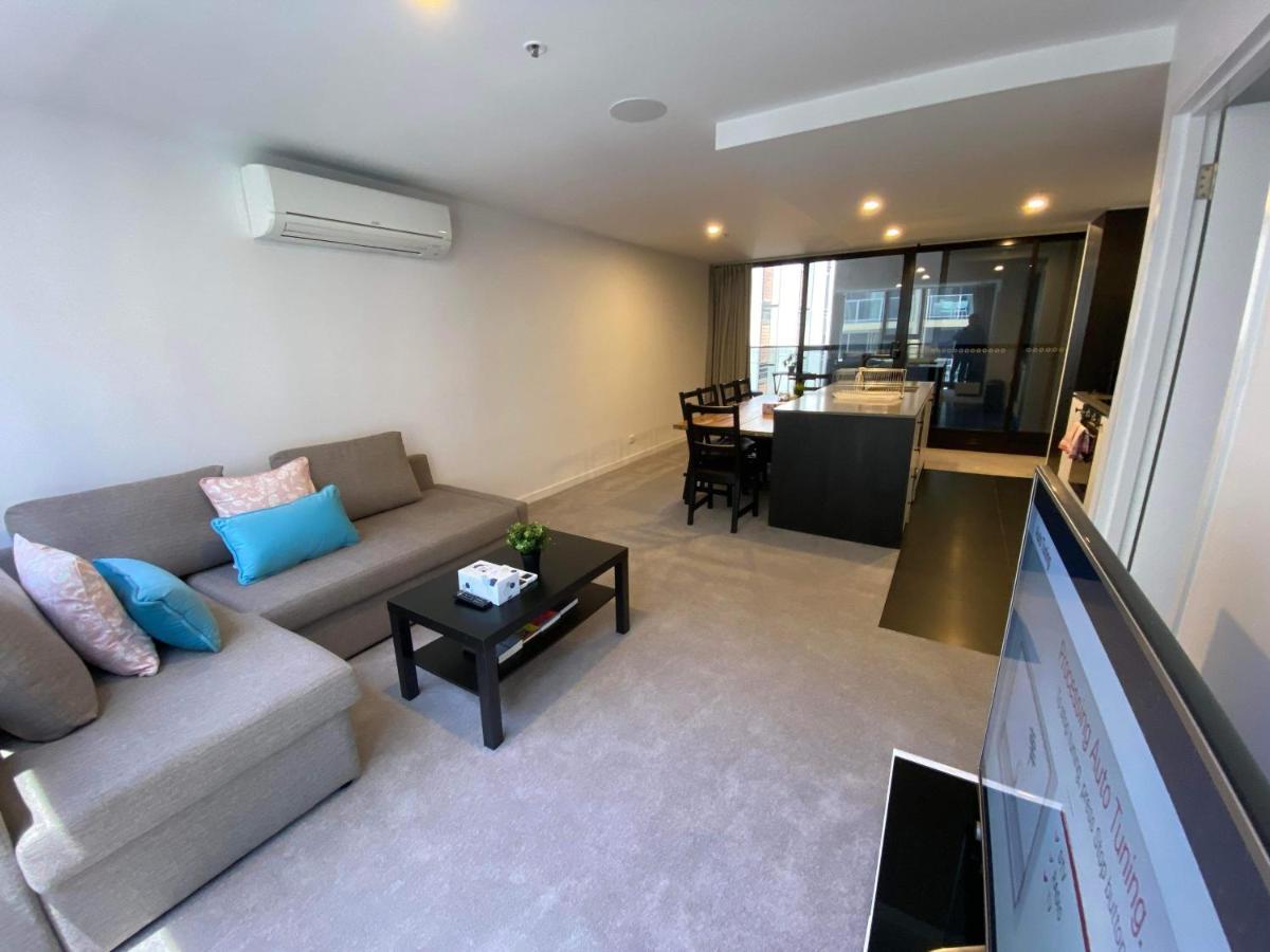 2 Bed 2 Bath Luxury Apartment In Braddon Canberra - Free Heated Pool, Gym, Parking Luaran gambar