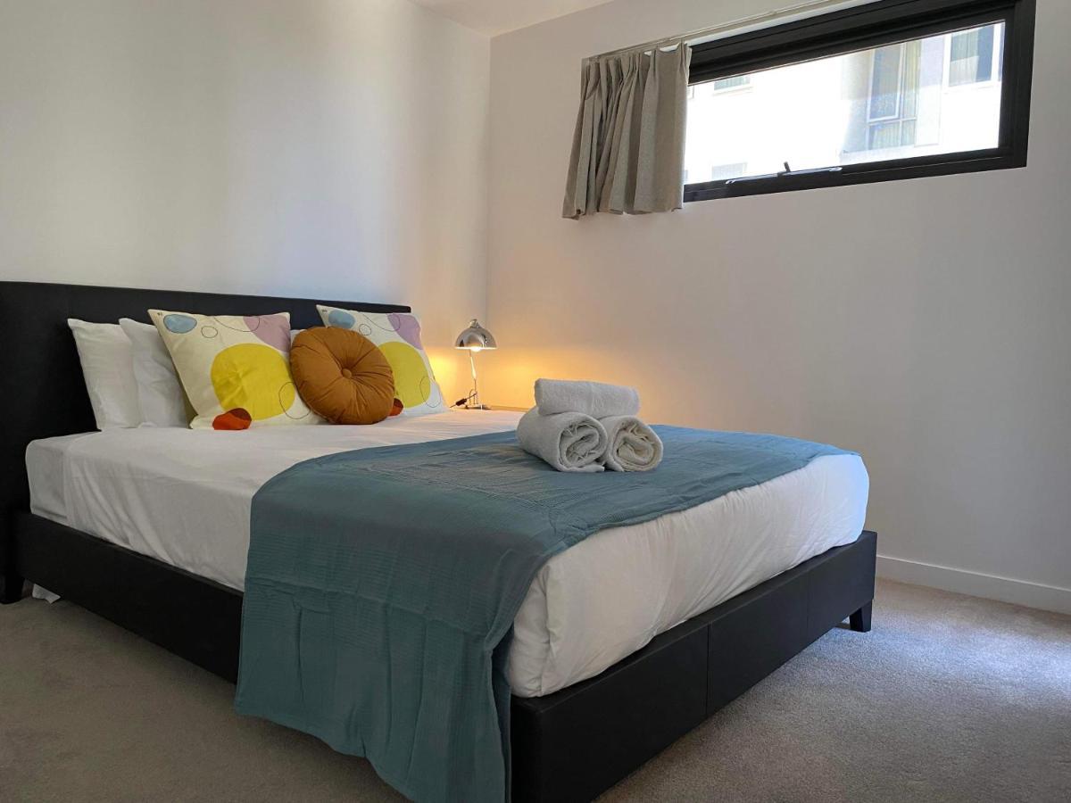 2 Bed 2 Bath Luxury Apartment In Braddon Canberra - Free Heated Pool, Gym, Parking Luaran gambar
