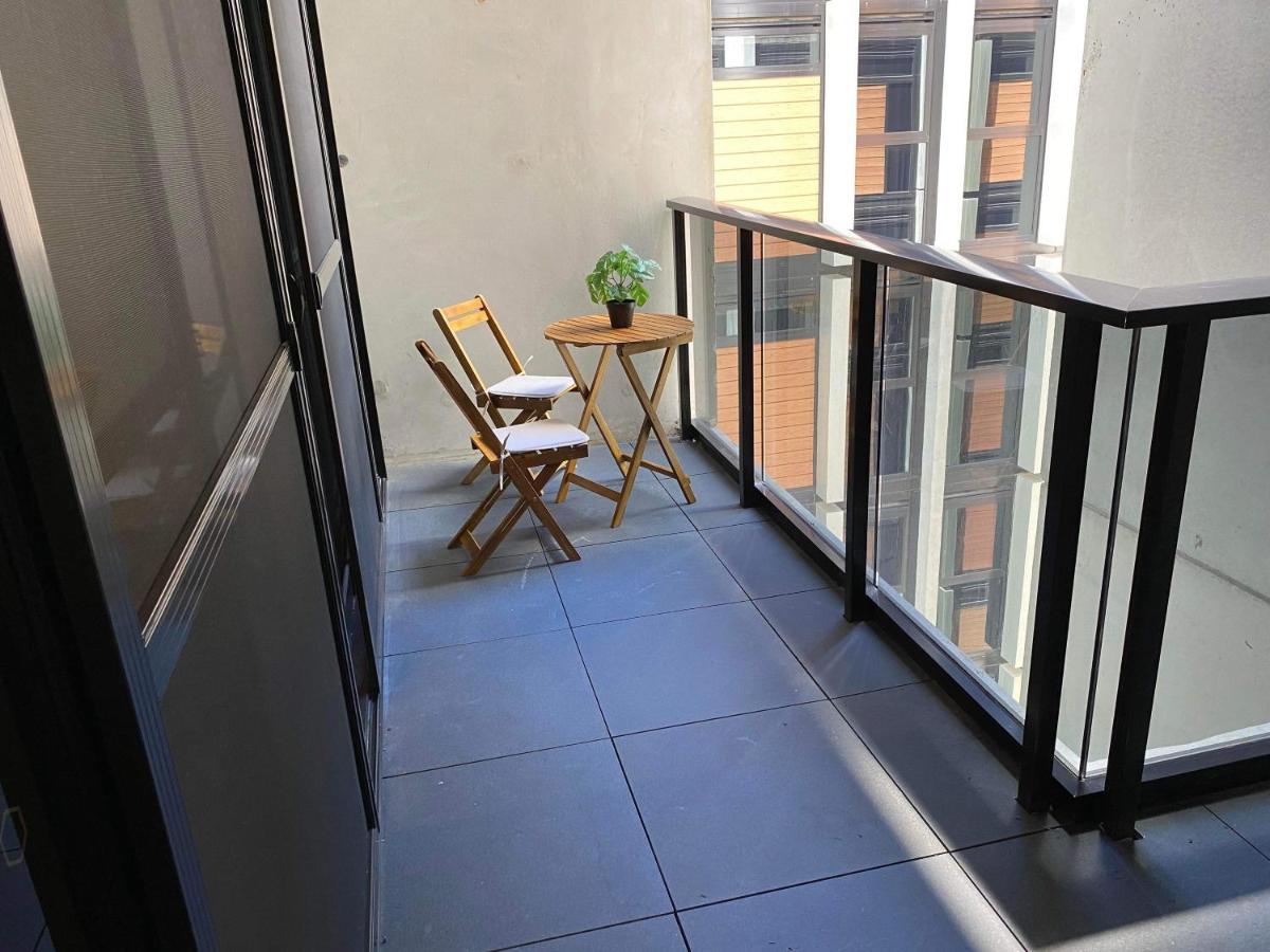 2 Bed 2 Bath Luxury Apartment In Braddon Canberra - Free Heated Pool, Gym, Parking Luaran gambar